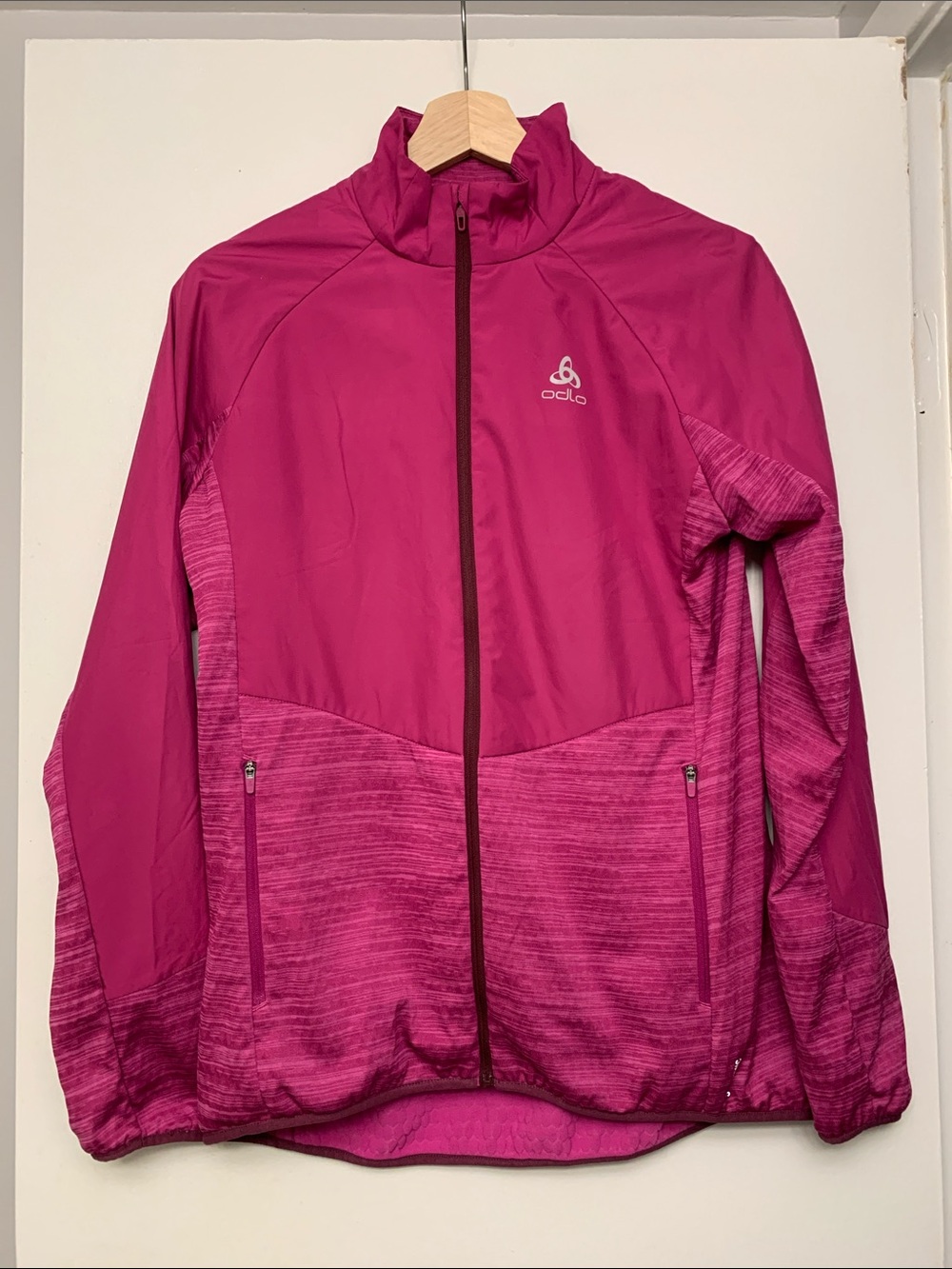 ODLO RUN EASY NEW European pink jacket zipped front pockets GLoft inside size M - Picture 1 of 16